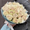 25 роз Экспожер